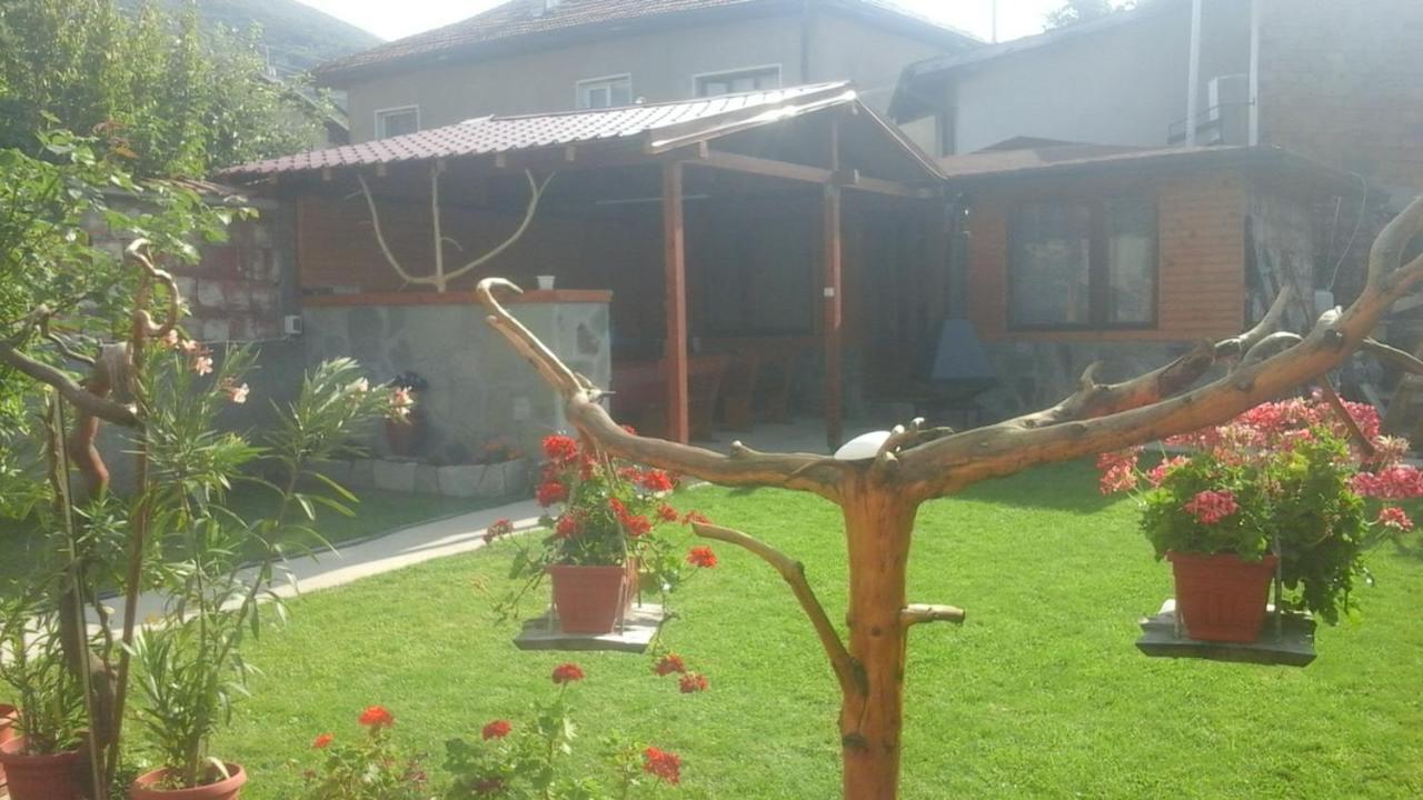 Holiday Guest House Kemo ساباريفا بانيا المظهر الخارجي الصورة