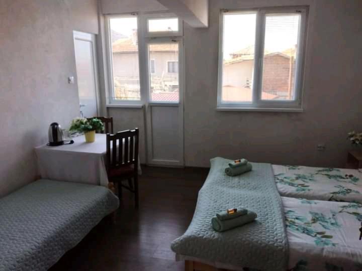 Holiday Guest House Kemo ساباريفا بانيا المظهر الخارجي الصورة