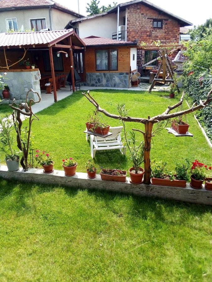 Holiday Guest House Kemo ساباريفا بانيا المظهر الخارجي الصورة