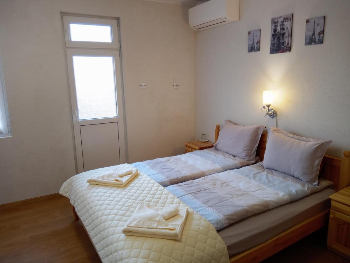 Holiday Guest House Kemo ساباريفا بانيا المظهر الخارجي الصورة