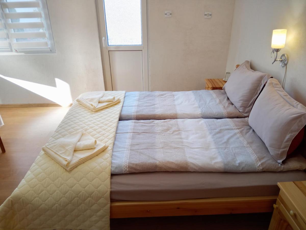 Holiday Guest House Kemo ساباريفا بانيا المظهر الخارجي الصورة
