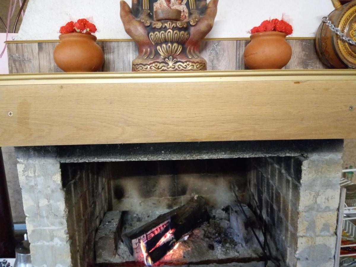 Holiday Guest House Kemo ساباريفا بانيا المظهر الخارجي الصورة