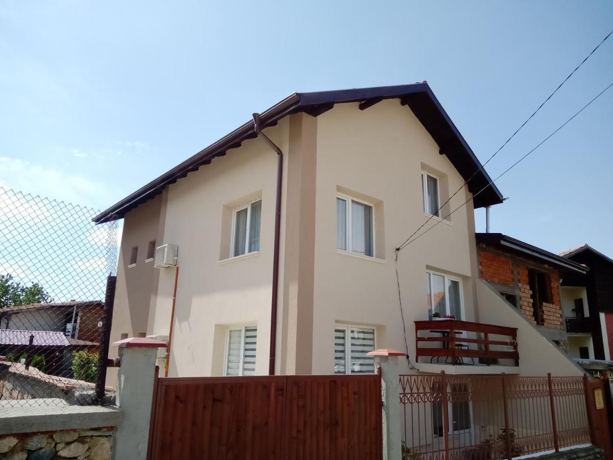 Holiday Guest House Kemo ساباريفا بانيا المظهر الخارجي الصورة