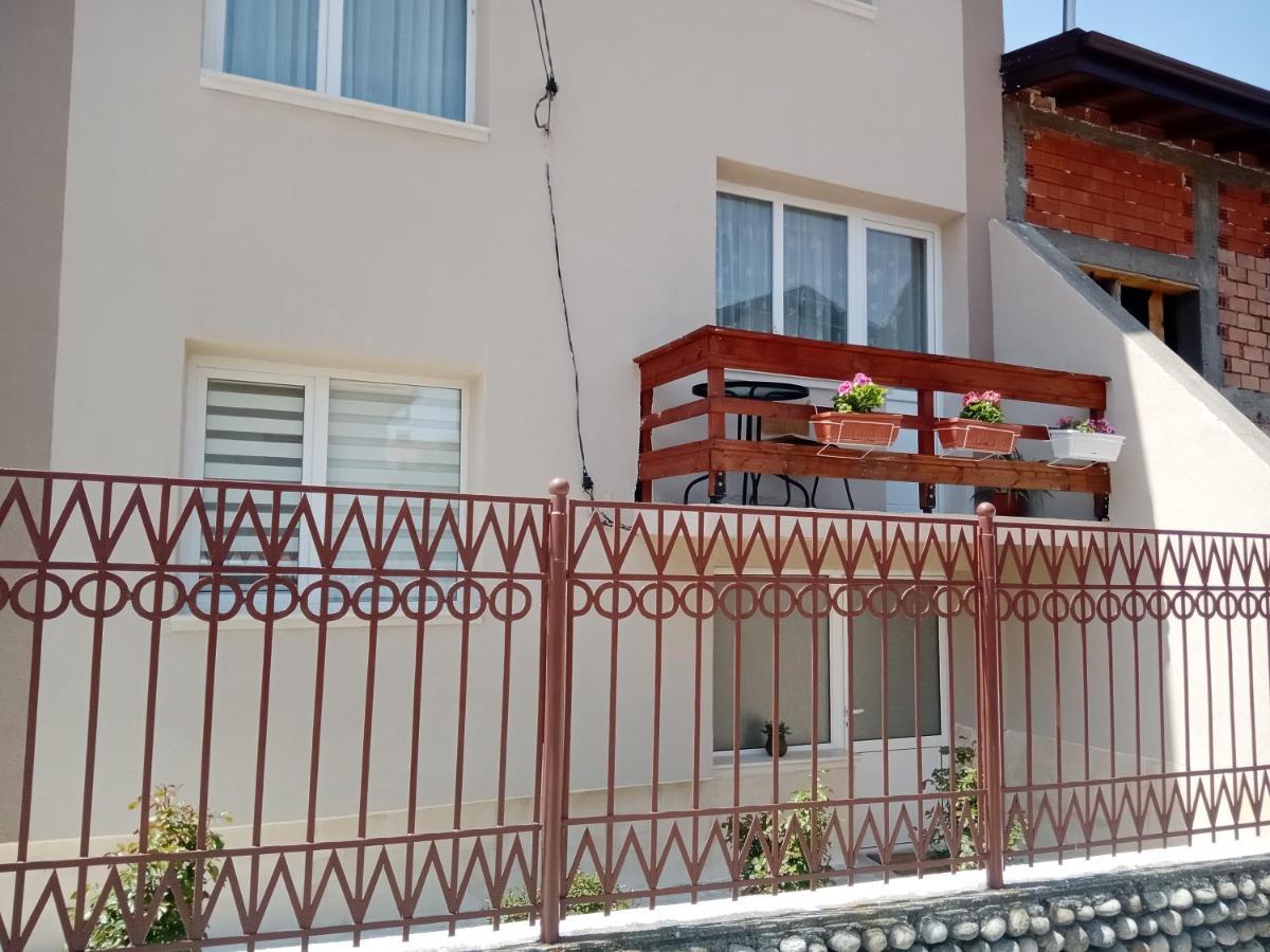 Holiday Guest House Kemo ساباريفا بانيا المظهر الخارجي الصورة