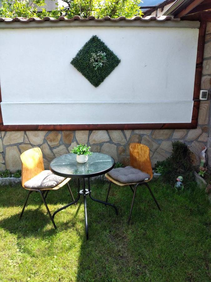 Holiday Guest House Kemo ساباريفا بانيا المظهر الخارجي الصورة