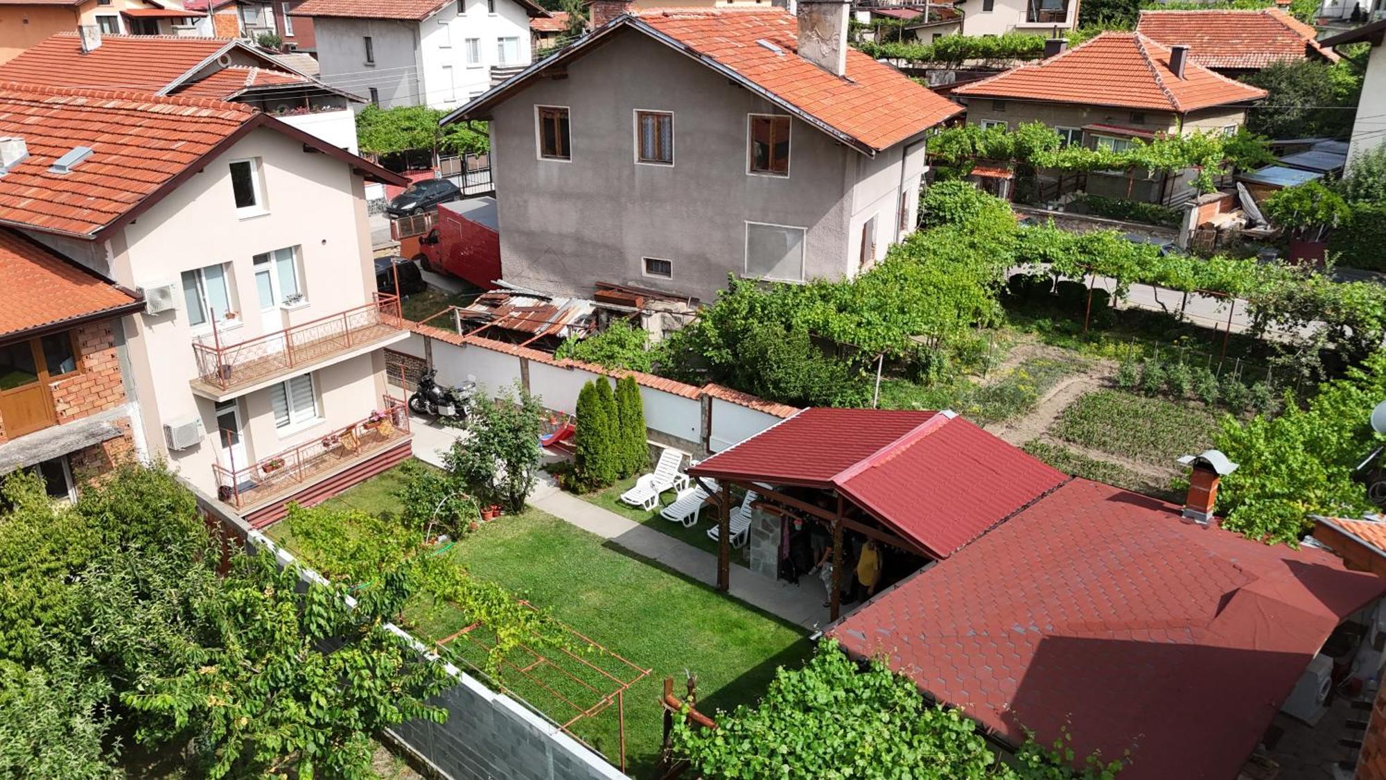 Holiday Guest House Kemo ساباريفا بانيا المظهر الخارجي الصورة