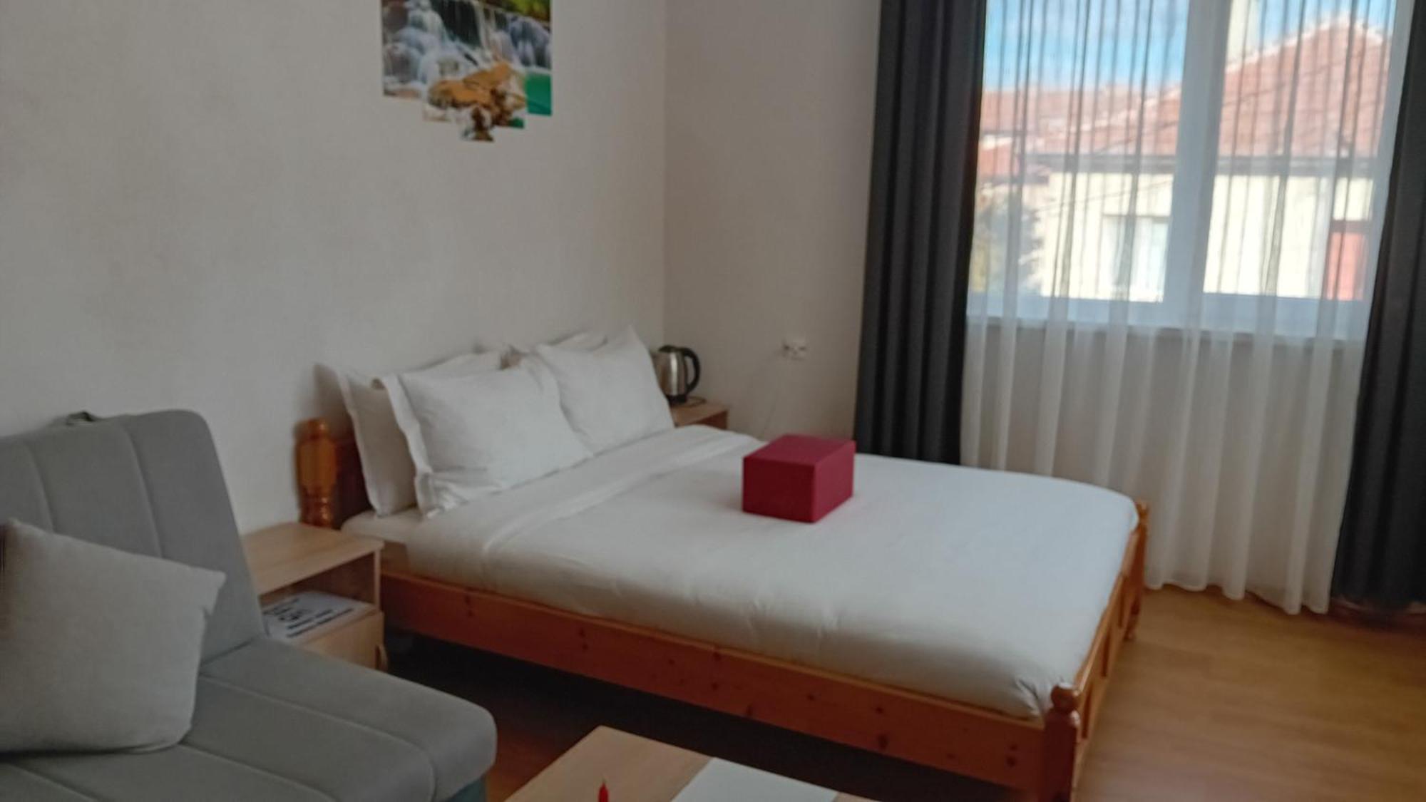 Holiday Guest House Kemo ساباريفا بانيا المظهر الخارجي الصورة